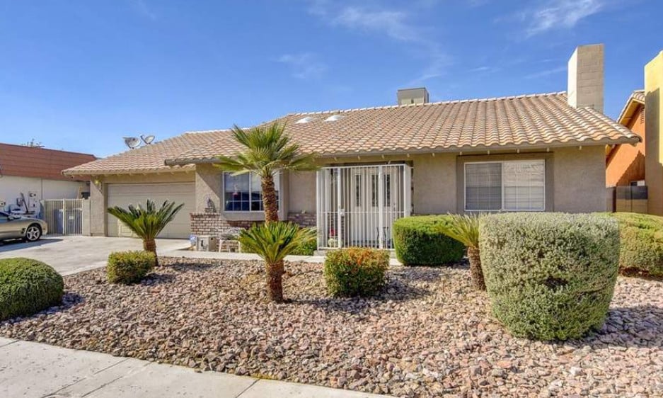 Nice East Las Vegas Pool and House